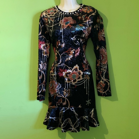 long sleeve velvet dress size M - Picture 11 of 13